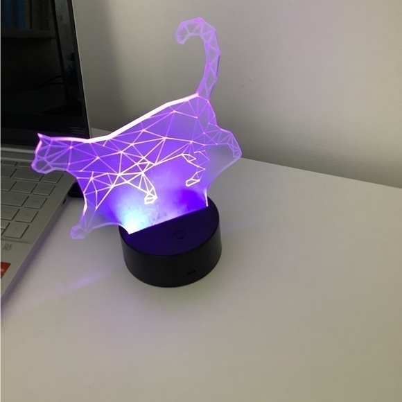 3D Cat Night Light Touch Switch 7 Color Change LED Table Desk Lamp New in Box - Picture 3 of 5